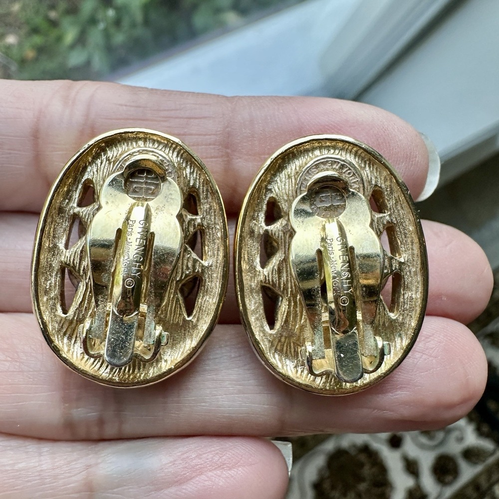 VTG Givenchy Paris NY Earrings 1 Inch Wheat Oval Silver Gold Plated Classic Rare - Picture 2 of 6